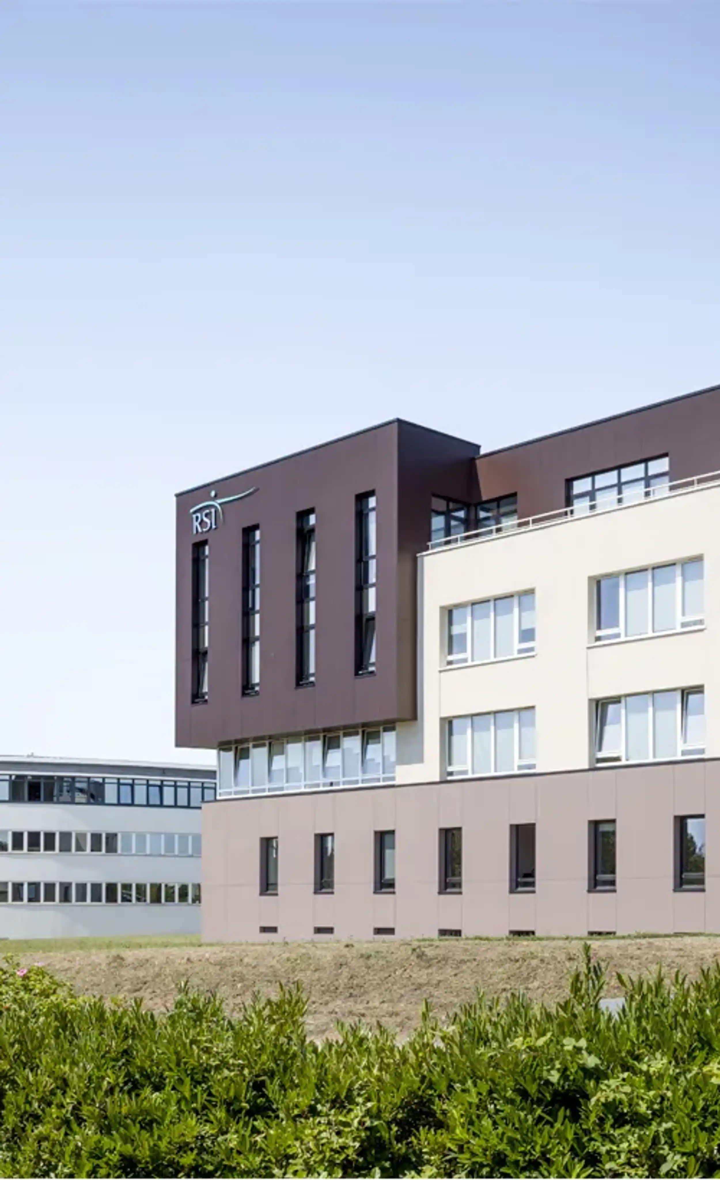 immeuble de bureaux zone d’activités de Saint-Contest